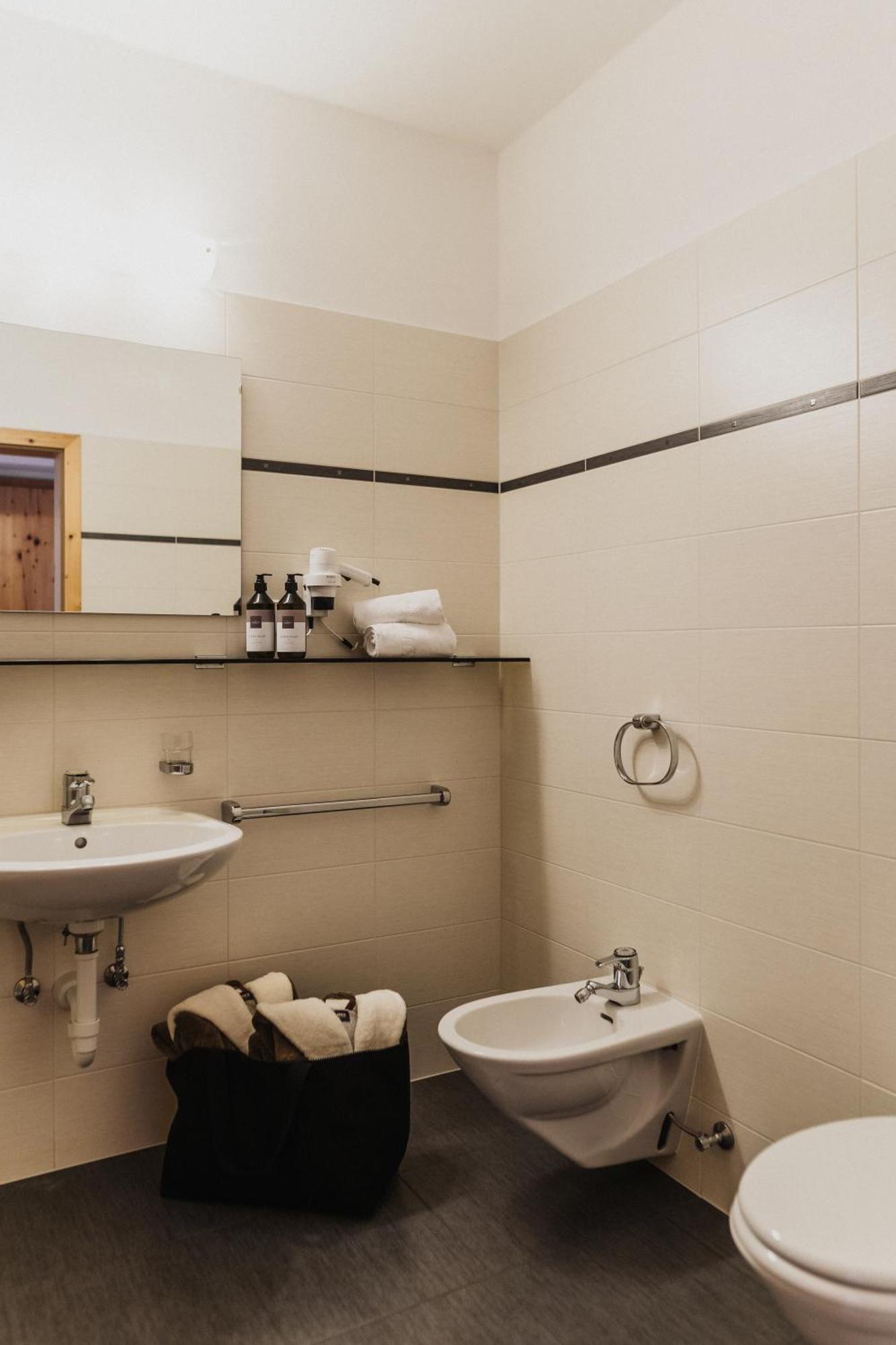 Thalguter - Rooms & Breakfast ラグンド エクステリア 写真