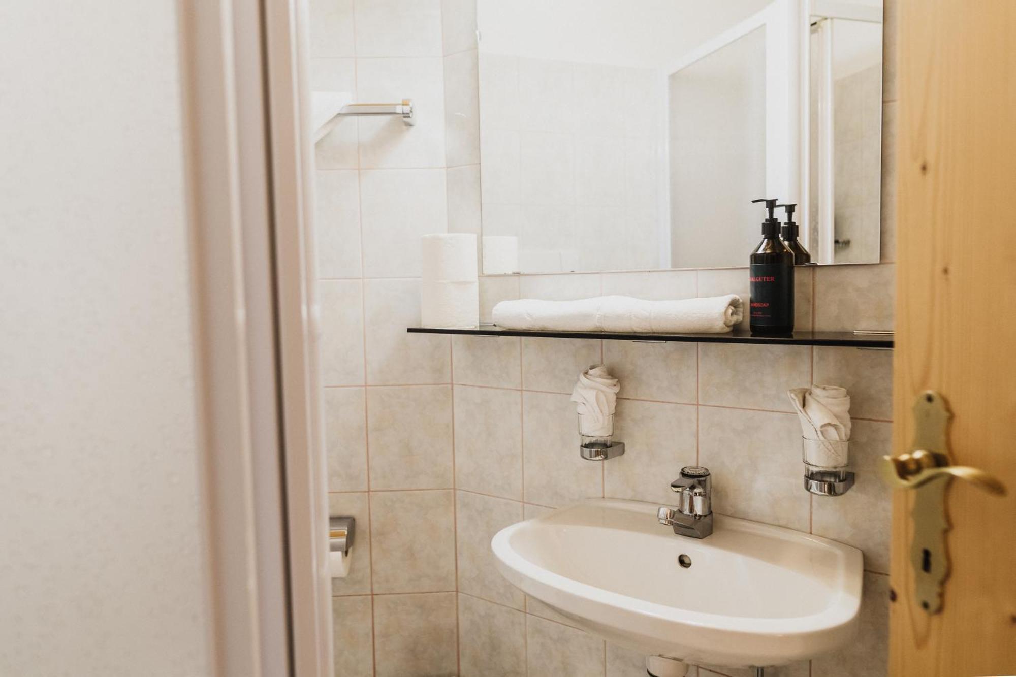 Thalguter - Rooms & Breakfast ラグンド 部屋 写真